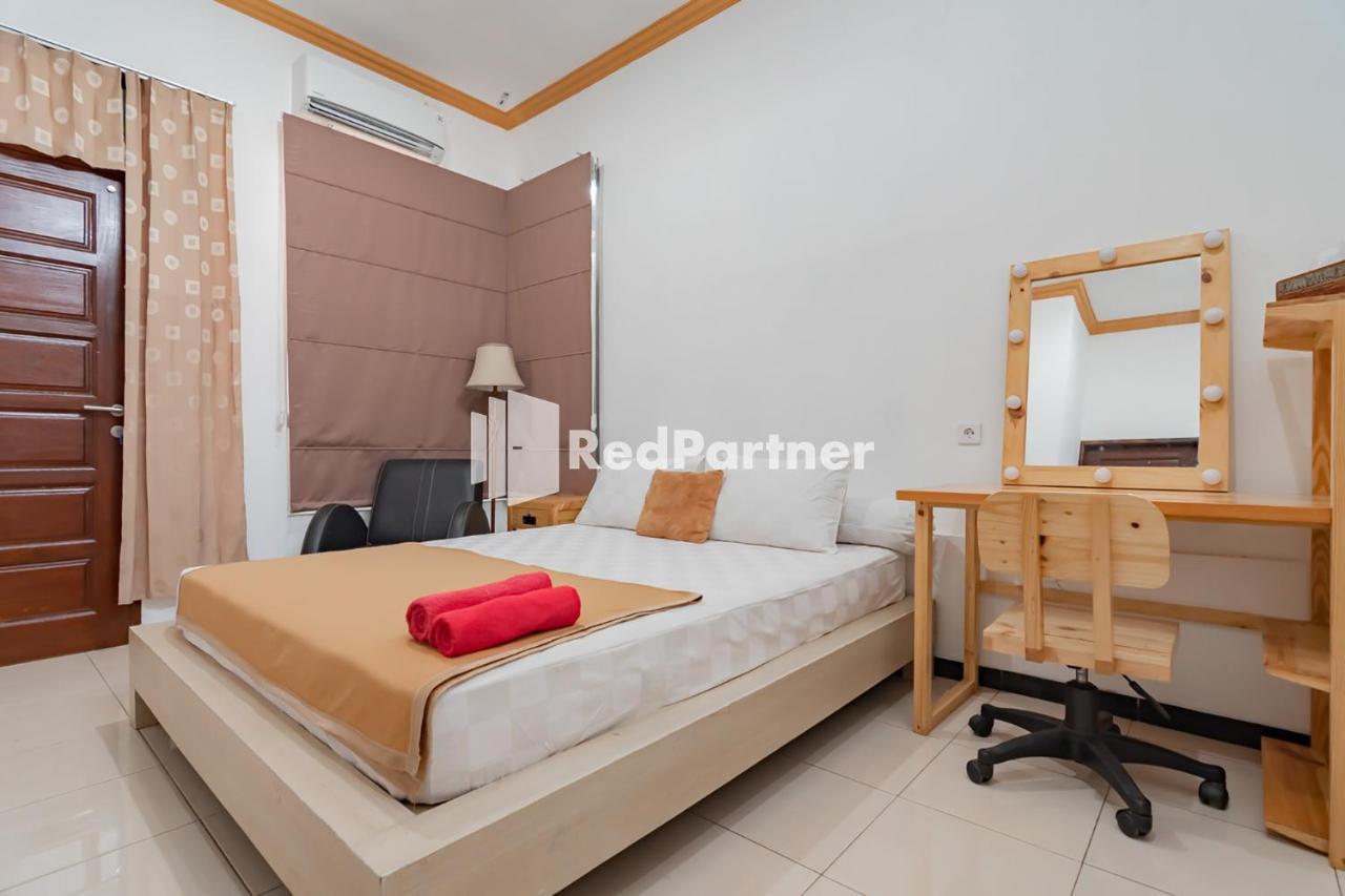 Langkar Guest House Syariah Mitra Reddoorz Samarinda Zewnętrze zdjęcie