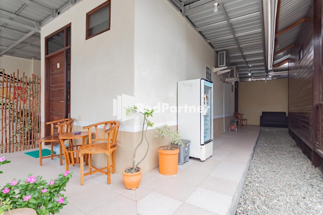 Langkar Guest House Syariah Mitra Reddoorz Samarinda Zewnętrze zdjęcie