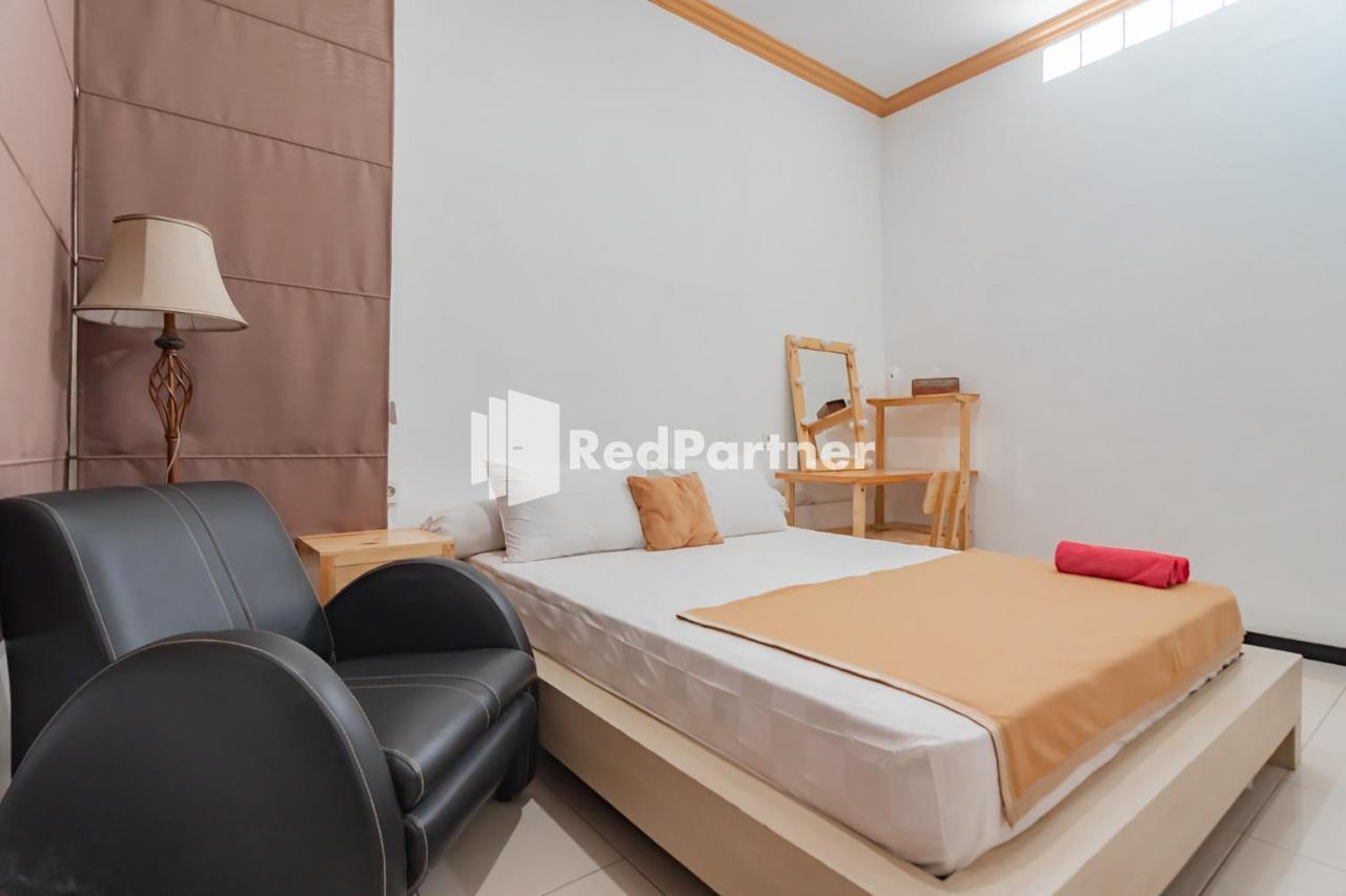 Langkar Guest House Syariah Mitra Reddoorz Samarinda Zewnętrze zdjęcie