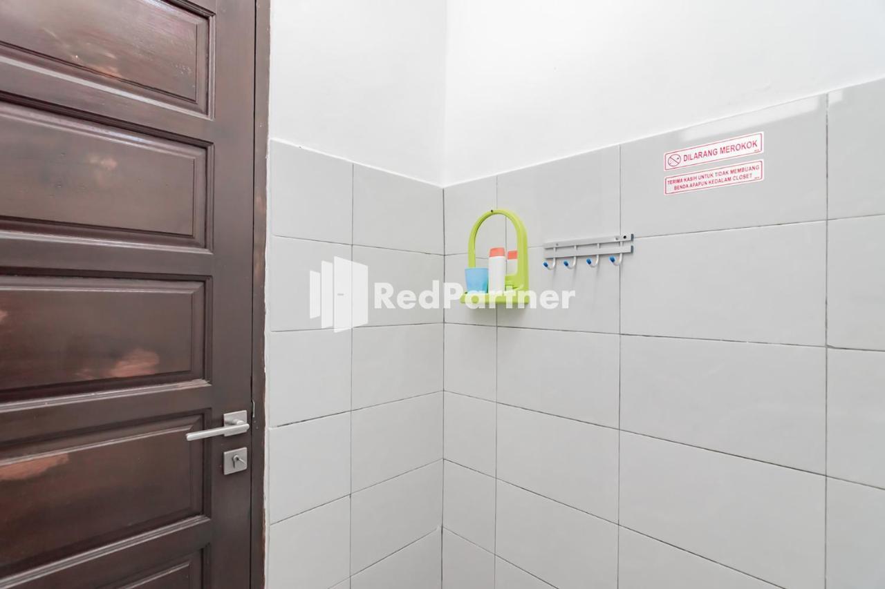 Langkar Guest House Syariah Mitra Reddoorz Samarinda Zewnętrze zdjęcie