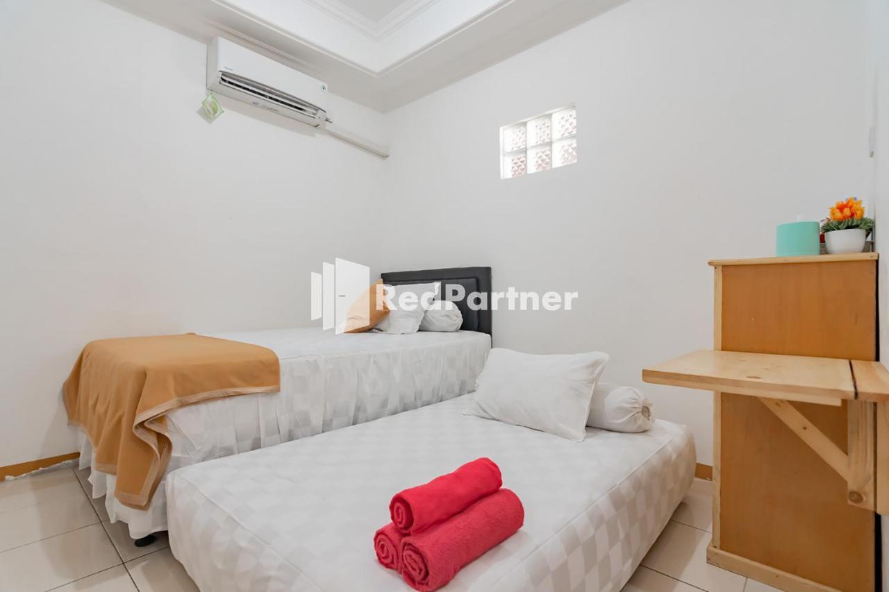 Langkar Guest House Syariah Mitra Reddoorz Samarinda Zewnętrze zdjęcie