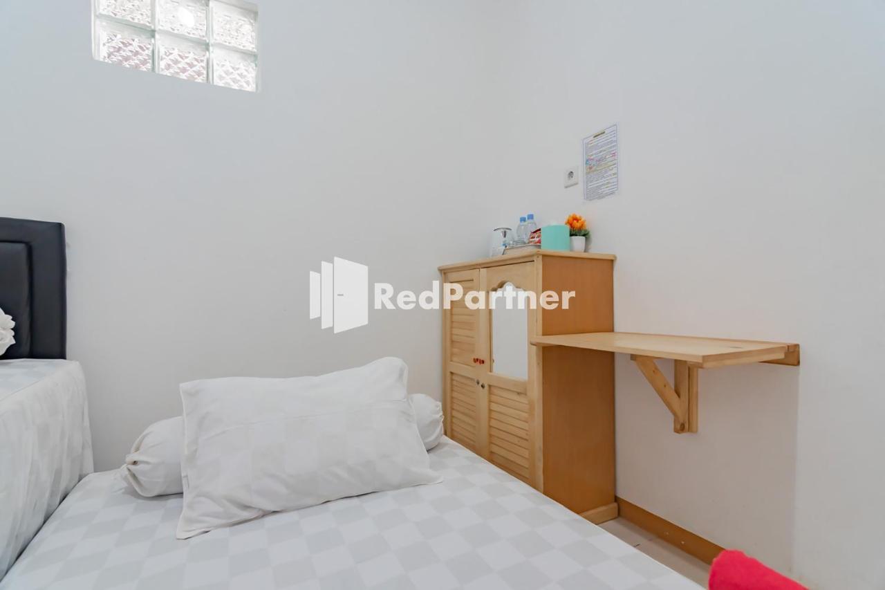 Langkar Guest House Syariah Mitra Reddoorz Samarinda Zewnętrze zdjęcie